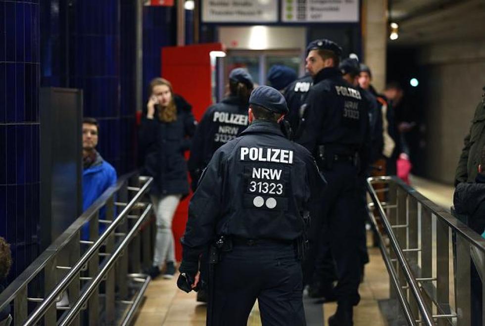 Migránsbandák miatt veszélyes no-go zóna lett egy tér Kölnben