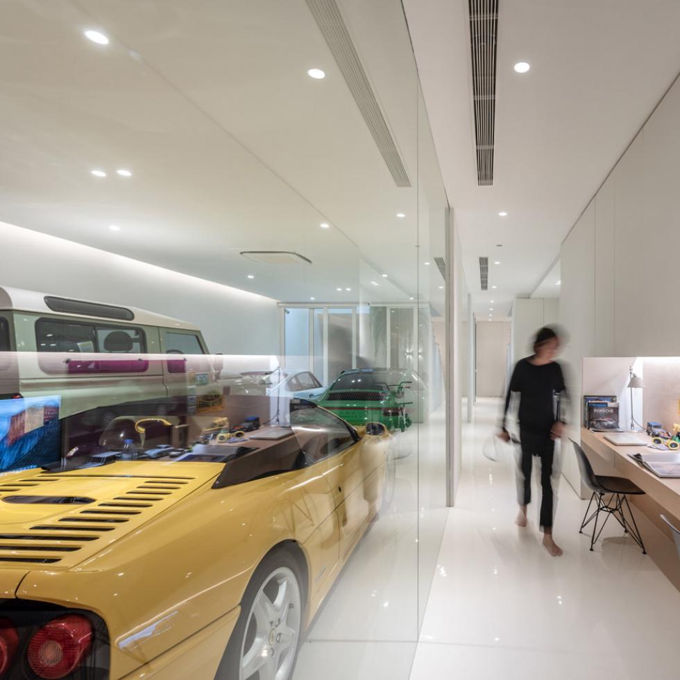 Nyolc luxusház a tulajdonosok autógyűjteményének kiállítására