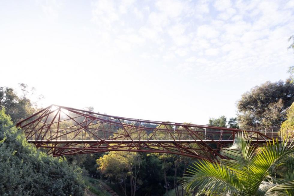 Kaliforniai diákok együttműködő robotika segítségével építették az Arroyo-hidat