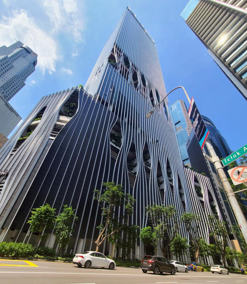 A BIG és Carlo Ratti új biofil felhőkarcolója Szingapúrban