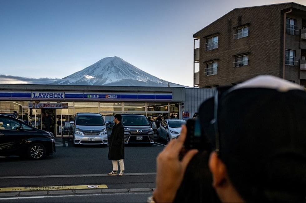 Elzárják a Fudzsira nyíló kilátást a turisták elől