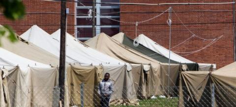 Bezárják a körmendi menekülttábort a szigorított jogi határzár miatt
