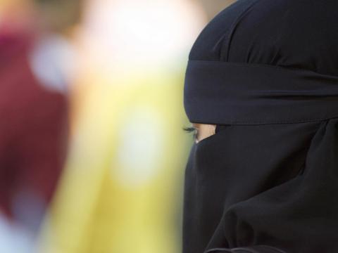 Burka és nikáb tilalmat vezetnek be az EU teljes területén?