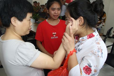 7 év után talált haza a falujából nyom nélkül elveszett kínai anya