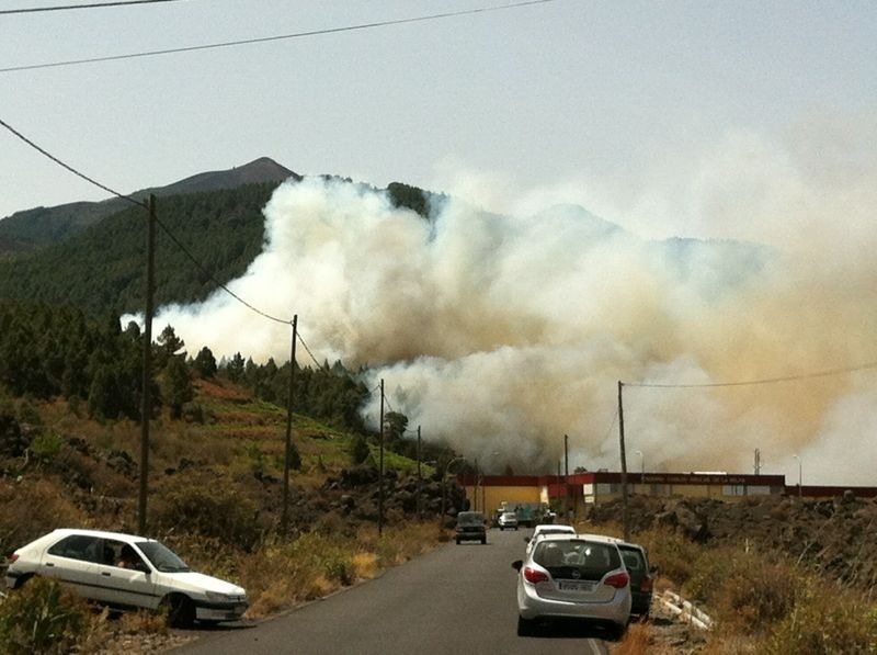 Lángok csaptak fel Tenerife egyik szomszédos szigetén is