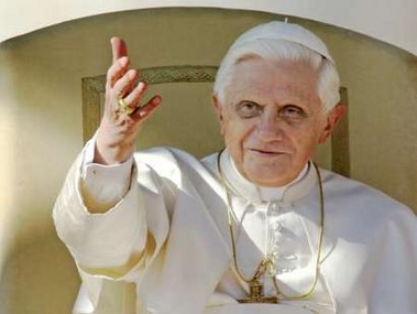Világvége: Benedek Pápa bejelentést tett