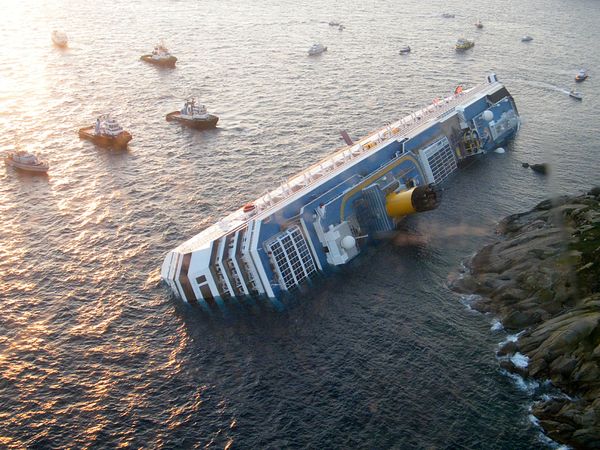 Nem bánja a Costa Concordia kapitánya a balesetet
