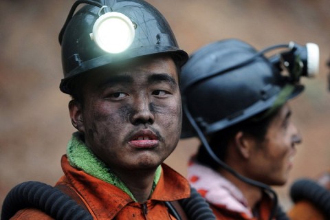 Két bányaszerencsétlenség szedi áldozatait Kínában