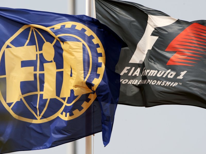 Nem tűri a „virágnyelvet” a FIA