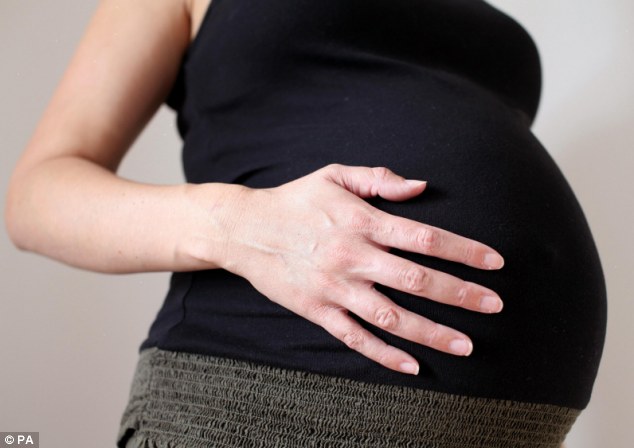 A terhesség örökre megváltozathatja a cipőméretet