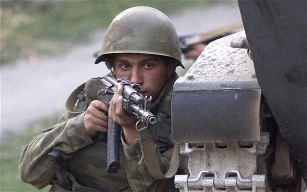 Orosz katonák 7 embert öltek meg a Kaukázusban