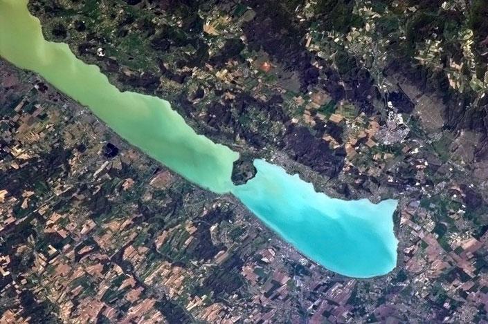 A Balaton zöld az űrből - fotó