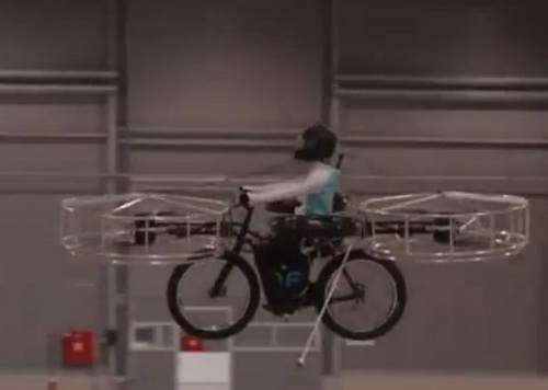 Videó! Repülő biciklit építettek a csehek!