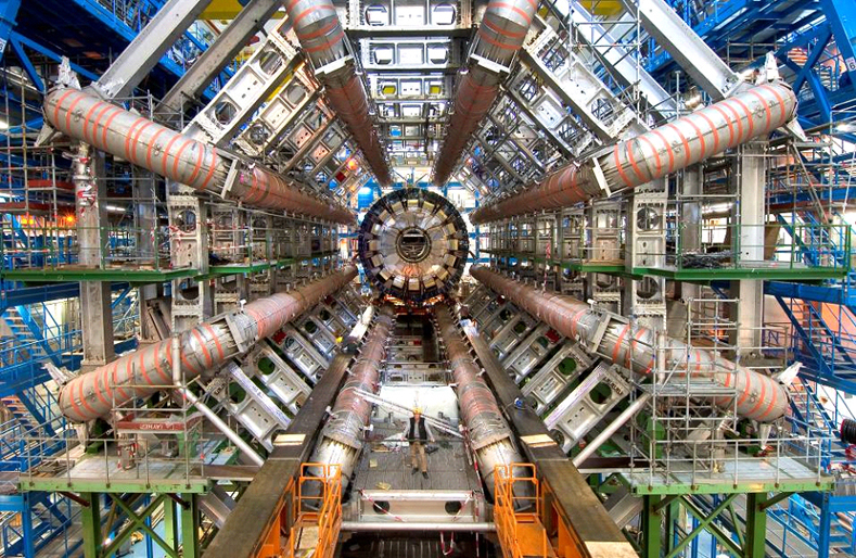 A CERN főigazgatója: a részecskefizika lenyűgözi az embereket