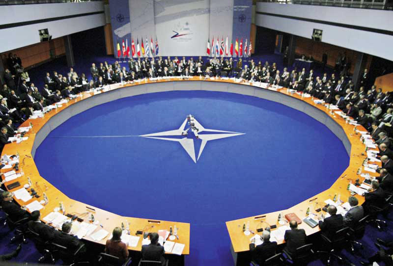 NATO-grúz külügyminiszteri találkozó - Rasmussen: nem szabad lemondani az államok területi sérthetetlenségéről