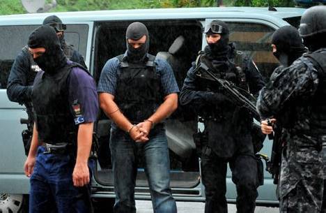 Romagyilkosságok - HM: a katonai titkosszolgálat vezetői a tárca előtt is titkolóztak