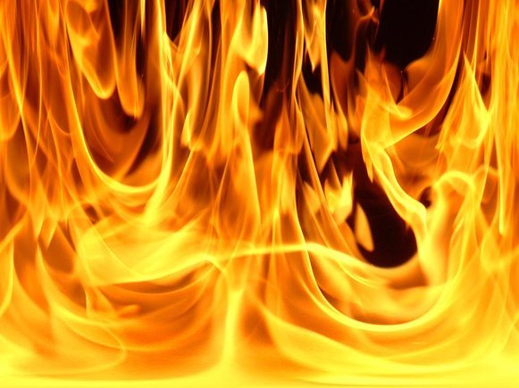 Tűz ütött ki egy szemétlerakatban Nyíregyházán