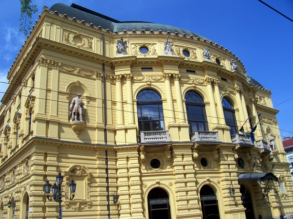 Több mint háromszáz előadást láthatott a közönség a Szegedi Nemzeti Színházban