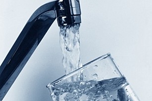Védelmi bizottság: iható a víz Abasáron