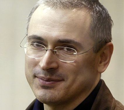 Hodorkovszkij-ügy - Putyin megkegyelmezett az olajmágnásnak, aki elhagyta a börtönt