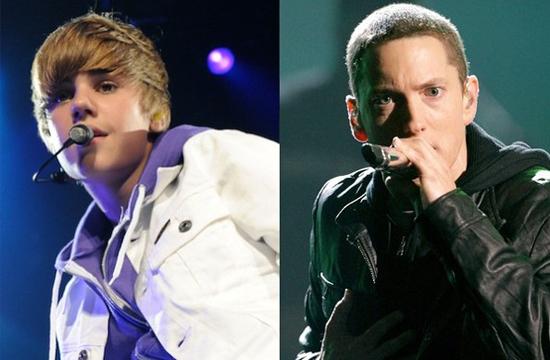 Eminem szeretné, ha Bieber vele karácsonyozna