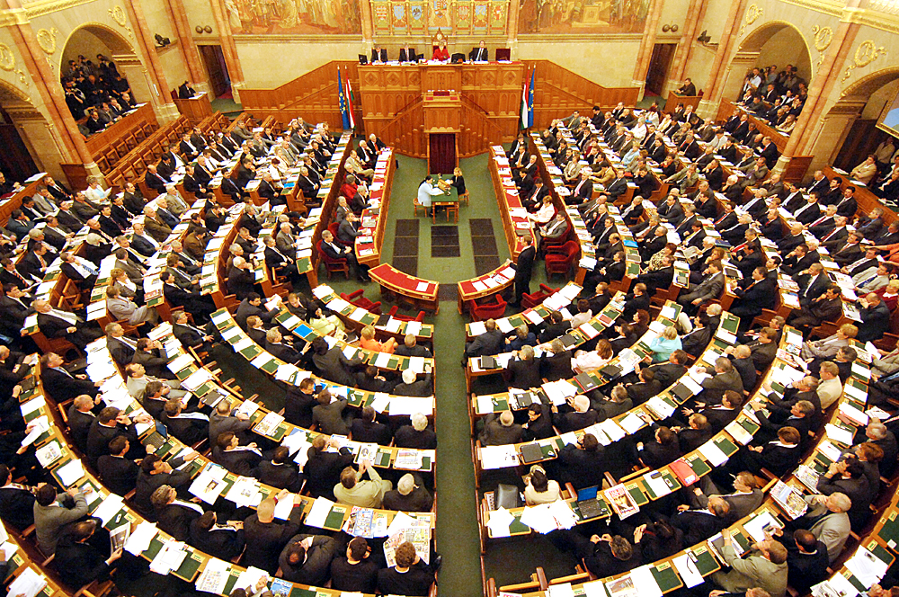 OGY – A kilakoltatási moratórium meghosszabbításáról szavazhat elsőként az új parlament