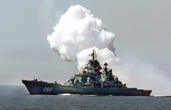 Ukrán válság - Az oroszok hajók elsüllyesztésével foglyul ejtették az ukrán flotta egy részét