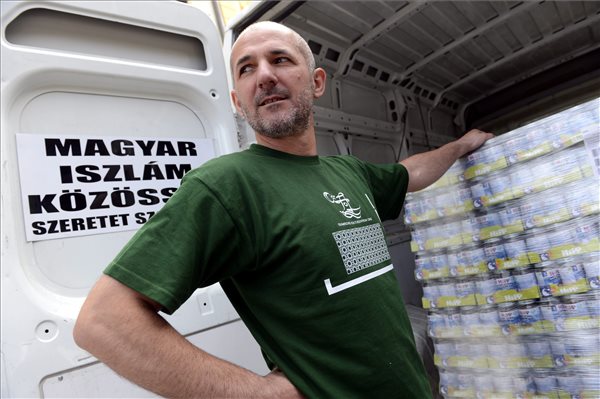 A Magyar Iszlám Közösség segélyszállítmánya horvátországi és boszniai árvízkárosultaknak