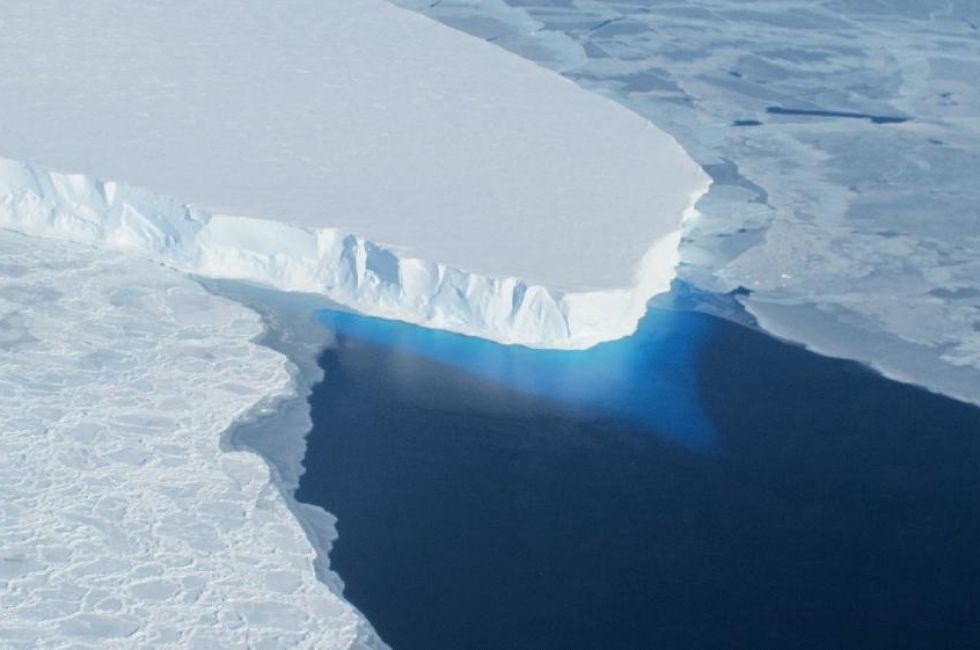 1 millió éves jégből vizsgálják a klímaváltozást a japán tudósok