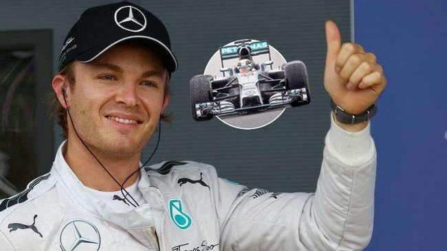 Rosberg több évig a Mercedes pilótája marad