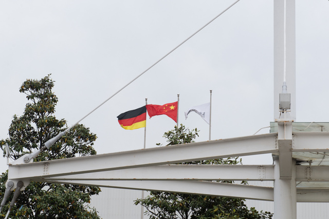 Merkel Pekingben: szembe kell nézni a történelemmel, mégha olykor fájdalmas is