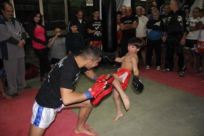 Az 5 éves harcművész, aki a mesterét is kiüti