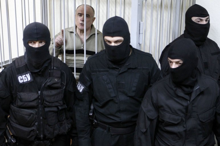 Megszökött a börtönből a gyilkossággal vádolt Sepelev volt ukrán parlamenti képviselő