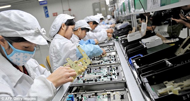 Leukémia miatt halnak meg a dolgozók egy kínai iPhone-gyárban!