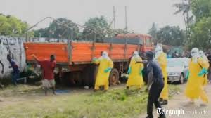 Így fogtak el egy megszökött ebolás beteget Afrikában – videó