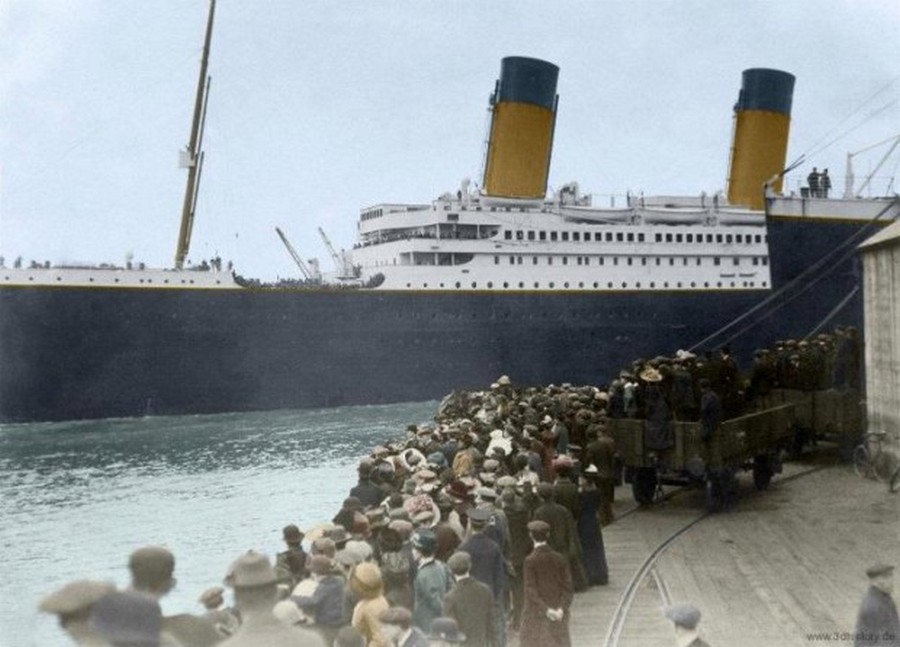 A Titanic rajongóinak – színes képek