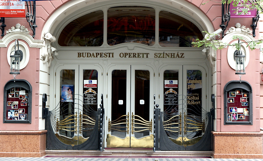 Folytatná az eddigi munkát Lőrinczy György a Budapesti Operettszínházban
