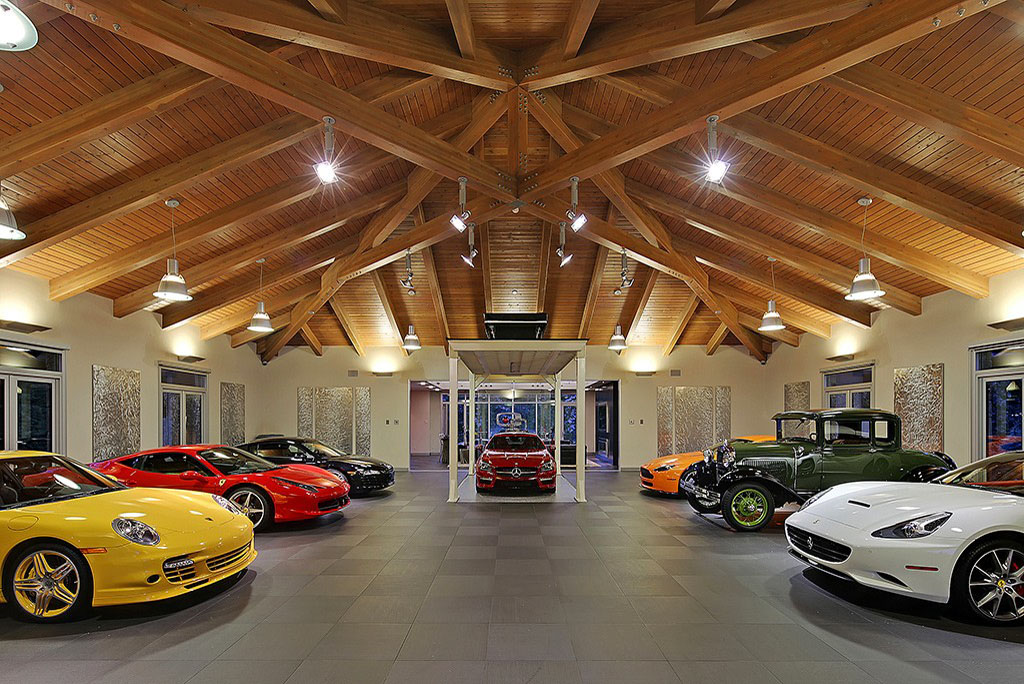 Modern ház Washingtonban elképesztő autógyűjteménnyel