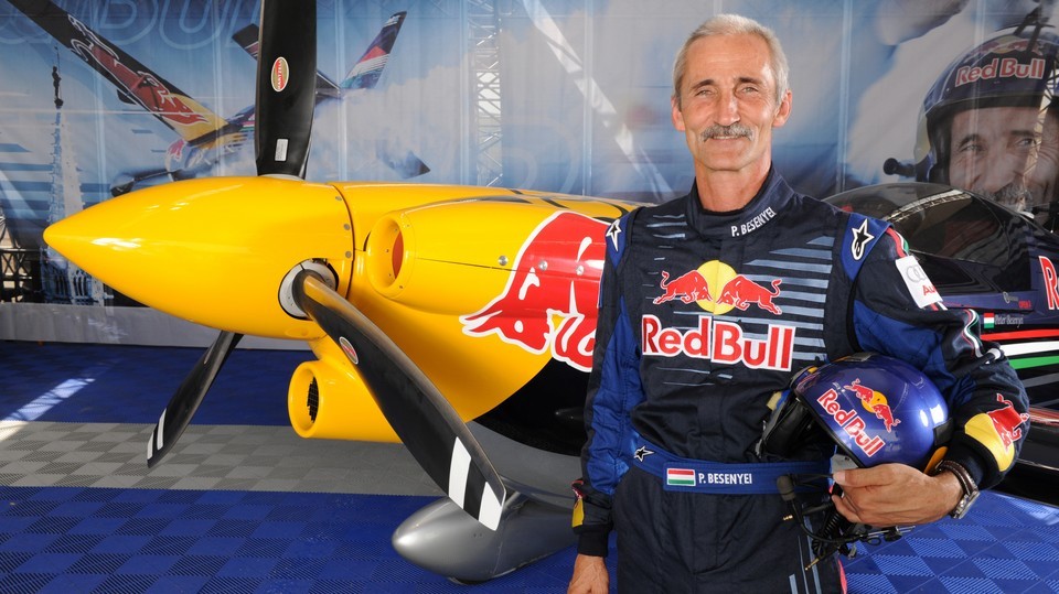 Air Race - Besenyei 12. lett a Las Vegas-i csonka versenyen