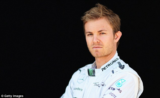 Japán Nagydíj - Rosberg nyerte az első szabadedzést, Verstappen 12.