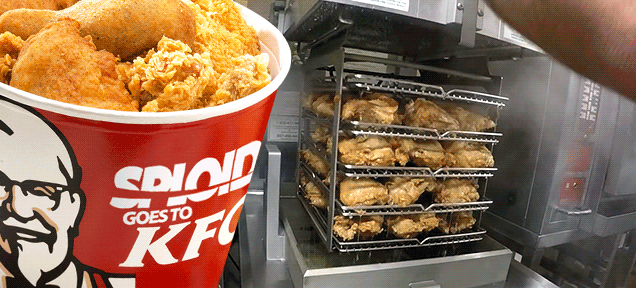 Így készíti a KFC a sült csirkét! – a folyamat képekben