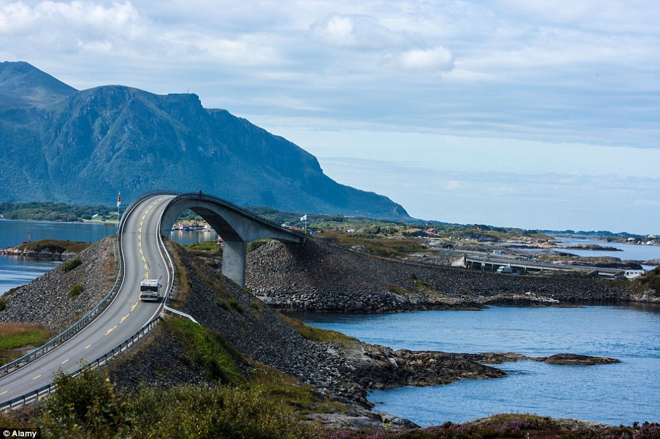 A világ egyik legveszélyesebb hídja? Utazás a norvég 