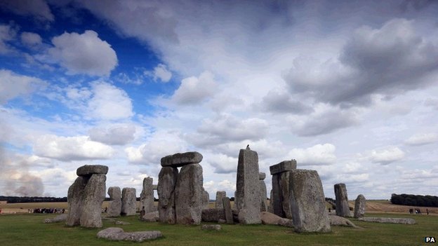 Stonehenge építőinek táborhelyét tárták fel brit régészek - videó