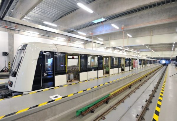 Nem jár a 2-es metró az Örs vezér tere és a Deák Ferenc tér között