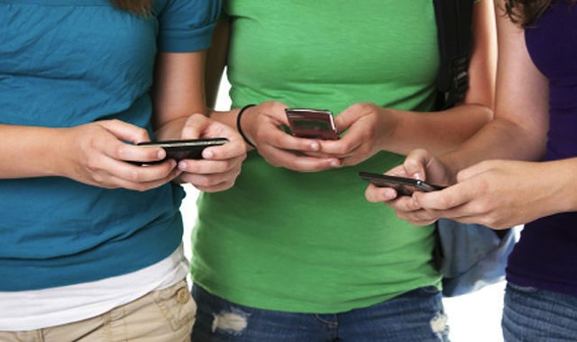 Virtuális SIM-kártyával bővíthető a mobilelőfizetésekhez csatlakozó készülékek száma