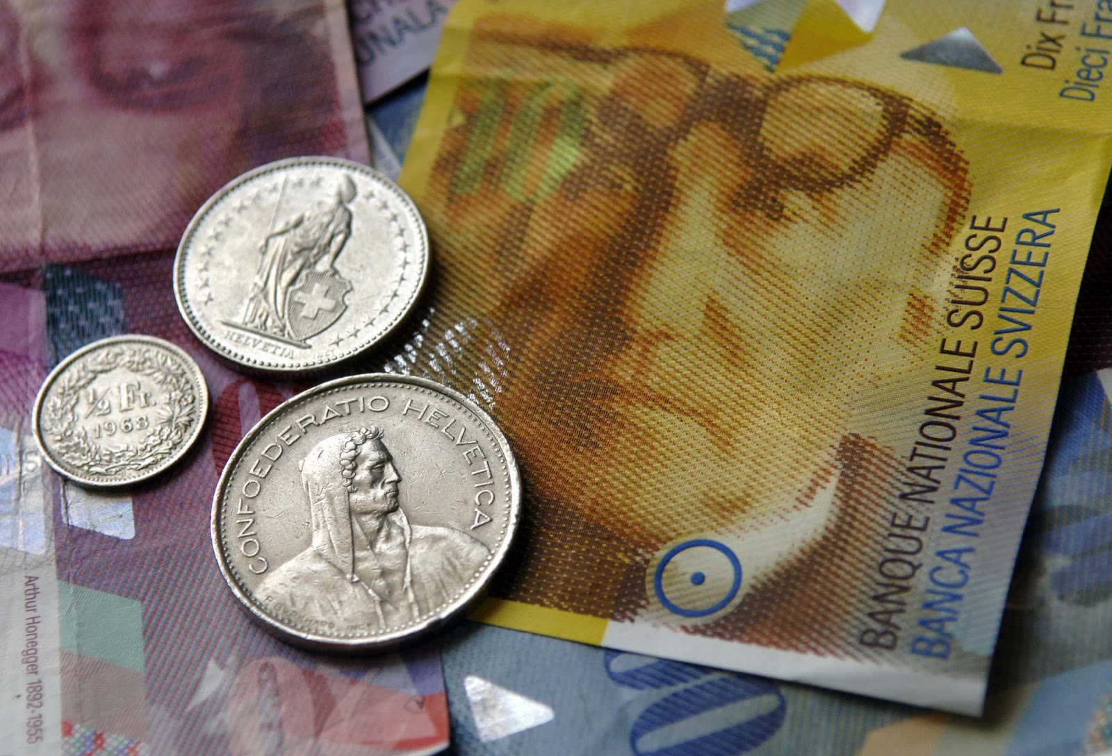 Devizahitelek - Horvátország rögzítette a frank árfolyamát