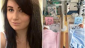 Megrázó! 2 nappal ikrei születése után meghalt a 19 éves fiatal lány