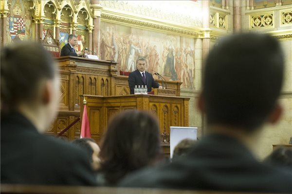 Konferencia az alaptörvényről - Orbán: történelmi feladat volt az alaptörvény megalkotása (2. rész)