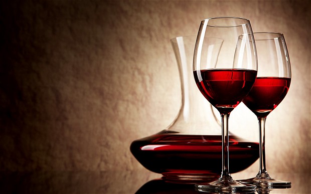 A földművelésügyi miniszter 50 ezer hektoliter olasz bor zárolását rendelte el