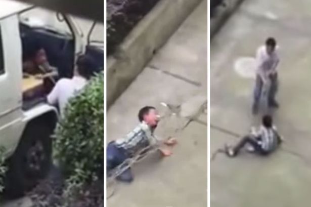 Büntetésből kötéllel a nyakán rángatta 10 éves fiát a kegyetlen apa – megrázó videó 18+